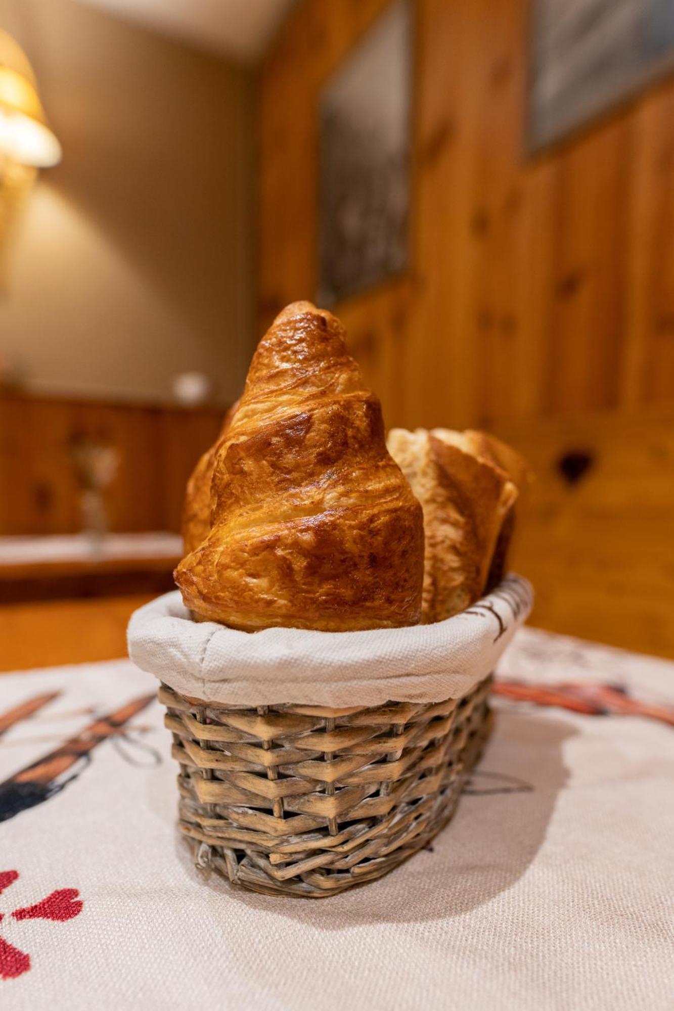 Hotel Quin Te Va Cauterets Zewnętrze zdjęcie