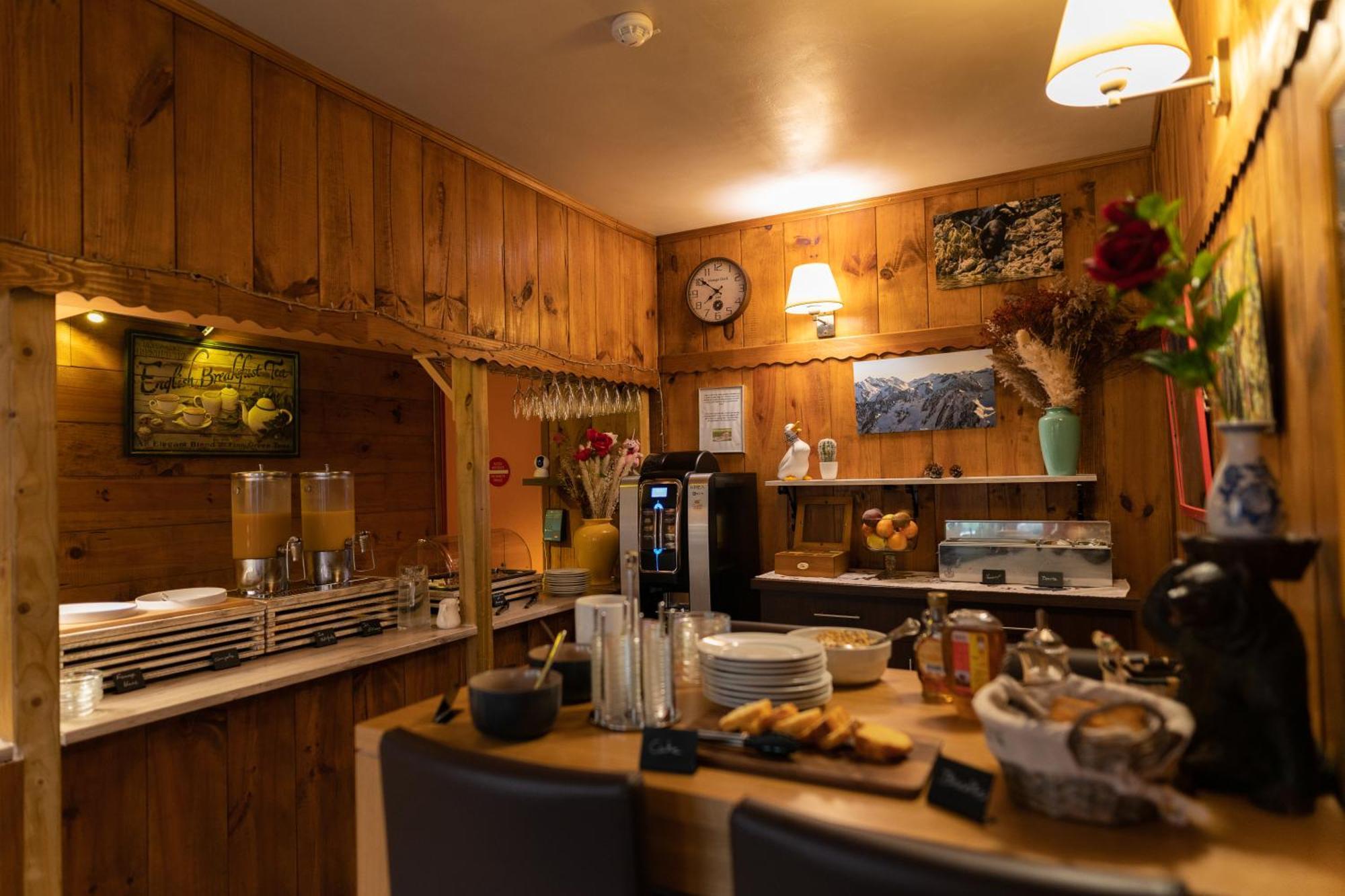 Hotel Quin Te Va Cauterets Zewnętrze zdjęcie